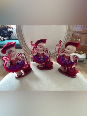Katherine’s Collection Cupie Valentine Figurines set of 3